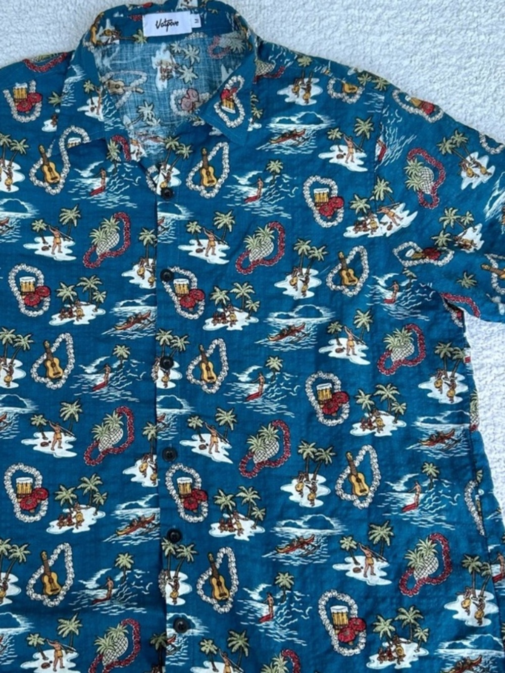 Vatpave shirt button down Hawaiian print men’s medium hula surf tropical ukulele